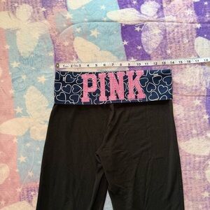 PINK Victoria's Secret Black Leggings with Pink Heart Waistband RAREEEE